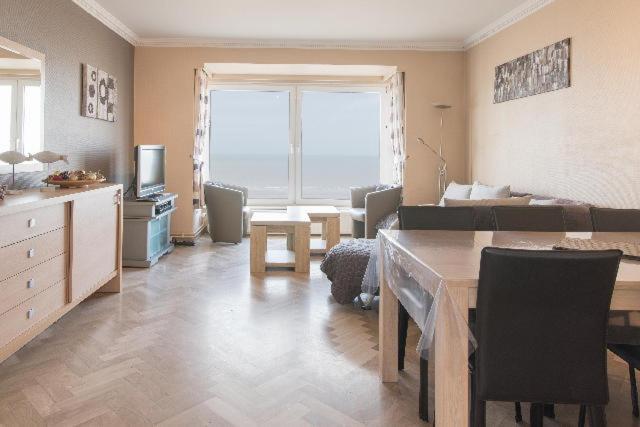 Toplocatie Middelkerke Frontal Sea View エクステリア 写真