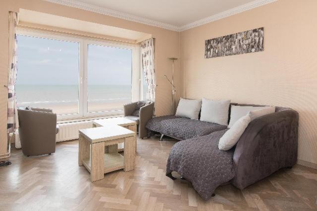 Toplocatie Middelkerke Frontal Sea View エクステリア 写真